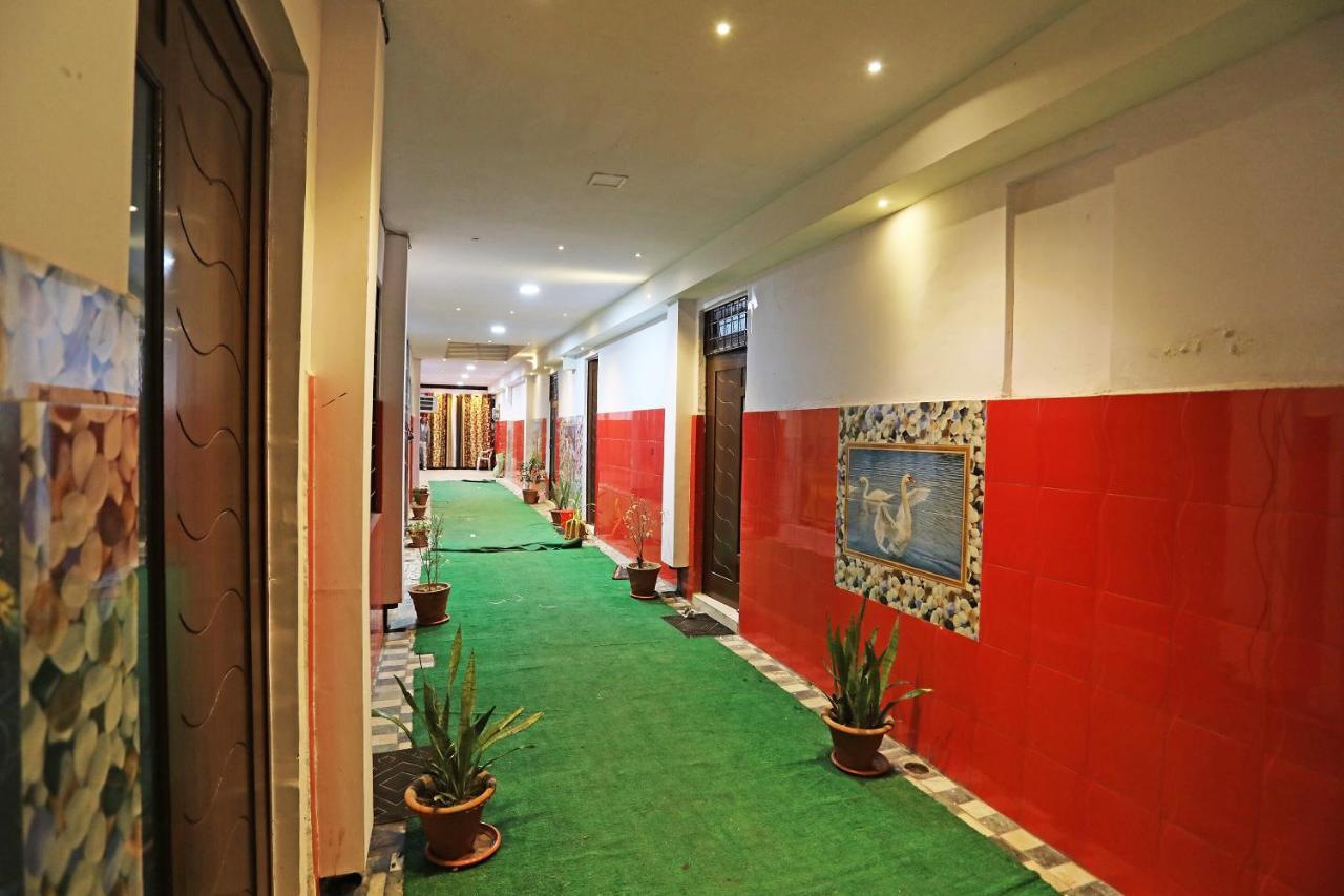 Oyo 29294 Tripathi Guest House Κανπούρ Εξωτερικό φωτογραφία
